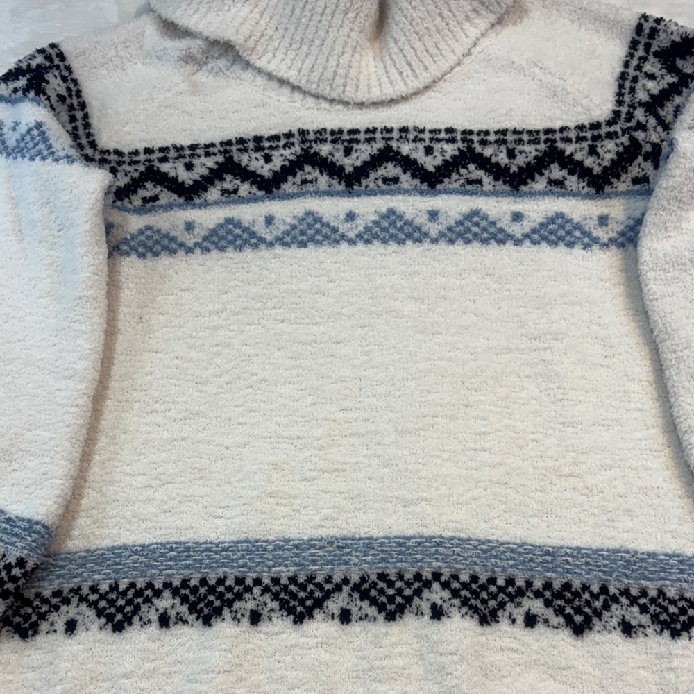 Premise Cream and Blue Turtleneck Sweater - Picture 3 of 6